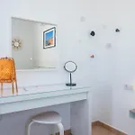 Oliral Villa *